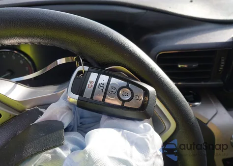 2022 Ford Explorer Xlt z USA, uszkodzony, nr VIN 1FMSK7DH8NGC30892